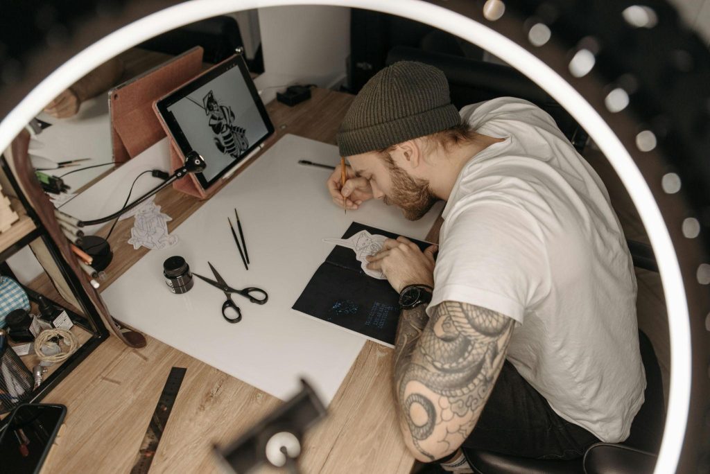 How a Tattoo Course Can Help You Become a Professional Tattoo Artist