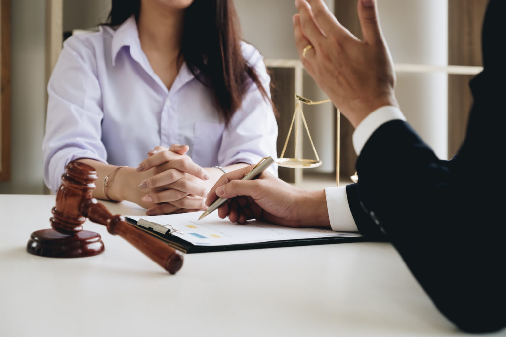 Does Citizenship Affect Your Right to File a Personal Injury Lawsuit?