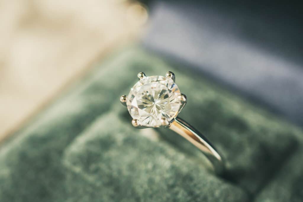 Is Now the Right Time to Sell Your Diamond Ring? 1