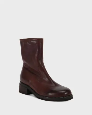 Choosing Women’s Boots for Different Shapes and Sizes 1 women's boots